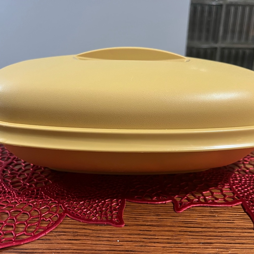 Vintage Tupperware Veggie Steamer